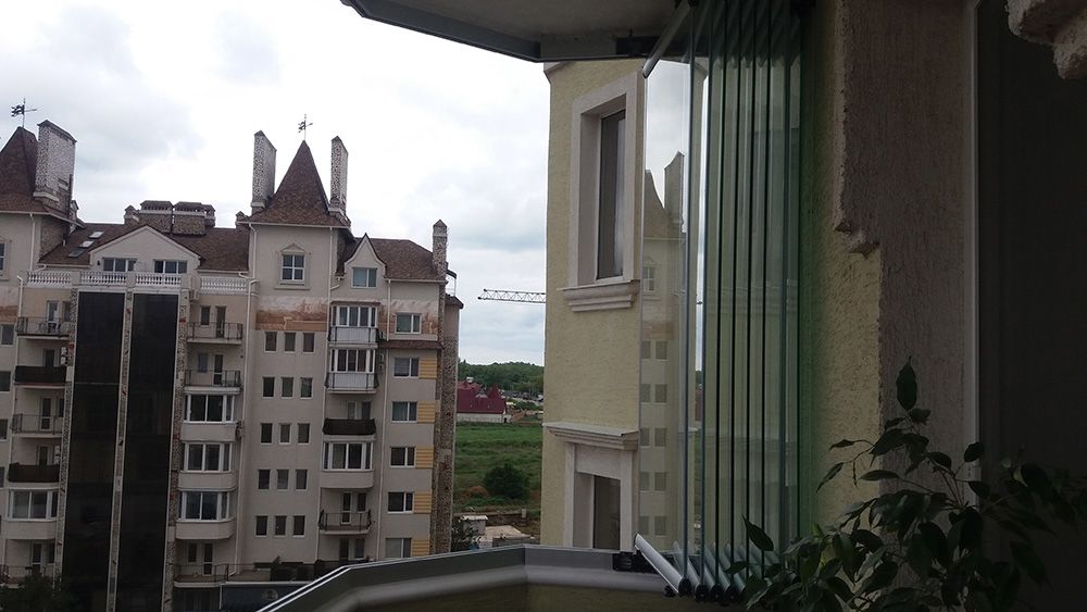 фото безрамное остекление балкона Одесса